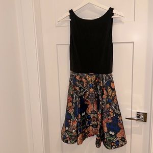 ‼️SOLD‼️ Alice + Olivia Dress